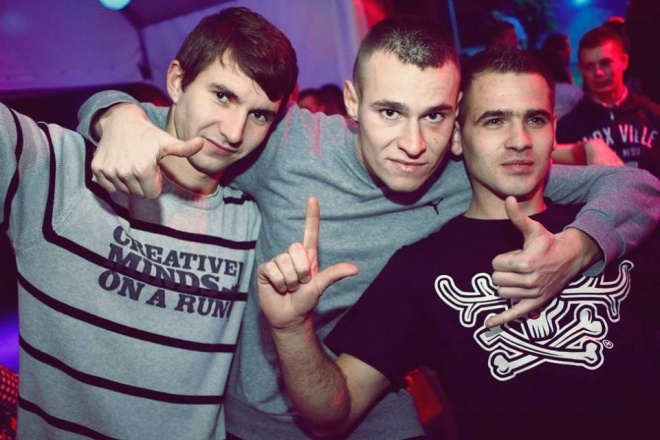 Noc Klubowiczów w Ibiza Zalesie z DJ-ami z Arena Team [10.11.2015] - zdjęcie #110 - eOstroleka.pl