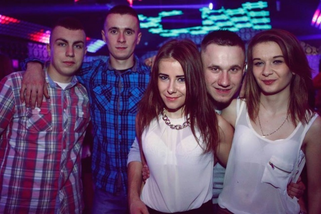 Noc Klubowiczów w Ibiza Zalesie z DJ-ami z Arena Team [10.11.2015] - zdjęcie #10 - eOstroleka.pl