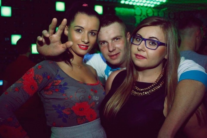 Noc Klubowiczów w Ibiza Zalesie z DJ-ami z Arena Team [10.11.2015] - zdjęcie #13 - eOstroleka.pl