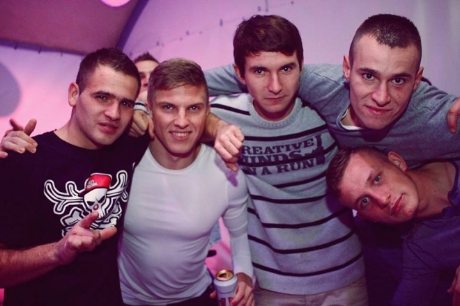 Noc Klubowiczów w Ibiza Zalesie z DJ-ami z Arena Team [10.11.2015] - zdjęcie #99 - eOstroleka.pl