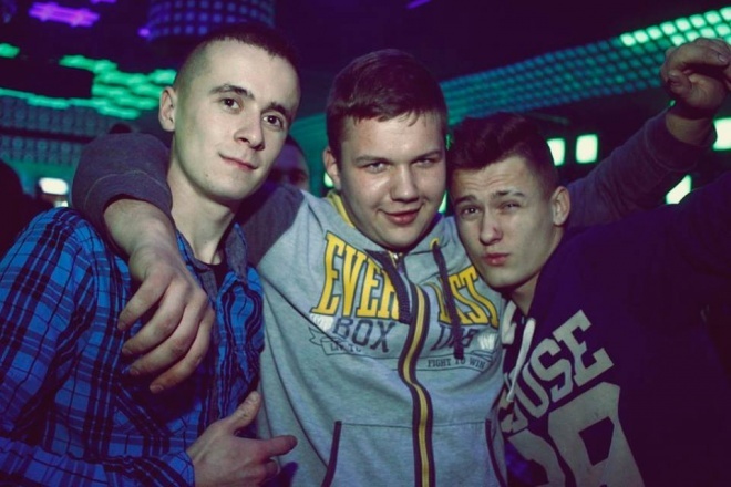 Noc Klubowiczów w Ibiza Zalesie z DJ-ami z Arena Team [10.11.2015] - zdjęcie #89 - eOstroleka.pl