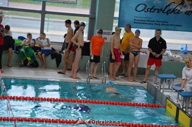 IV Otwarte Mistrzostwa Ostrołęki w pływaniu [14.11.2015] - zdjęcie #5 - eOstroleka.pl