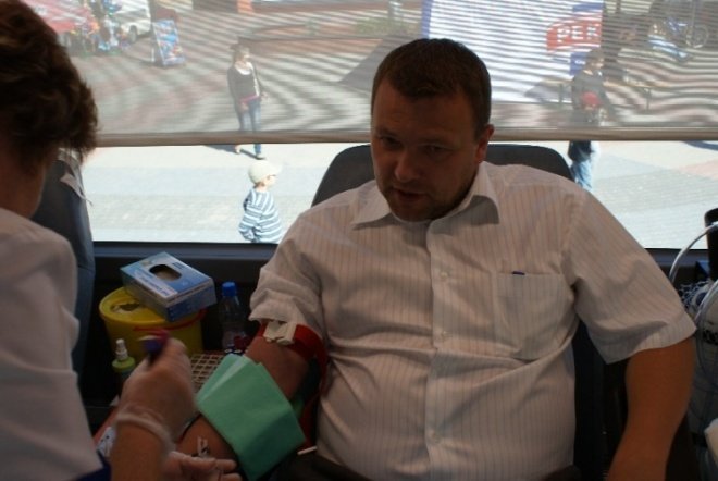 „Kropla krwi – ocean życia“ (19.09.09) - zdjęcie #10 - eOstroleka.pl