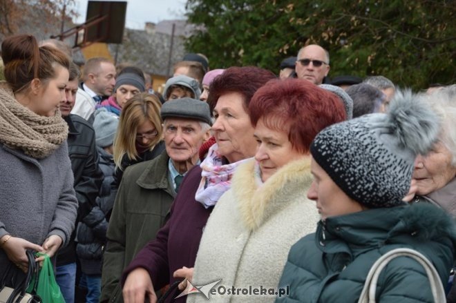 Uroczystości upamiętaniające Mirosława Karpińskiego - Goworowo [15.11.2015] - zdjęcie #30 - eOstroleka.pl