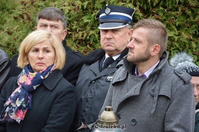 Uroczystości upamiętaniające Mirosława Karpińskiego - Goworowo [15.11.2015] - zdjęcie #41 - eOstroleka.pl