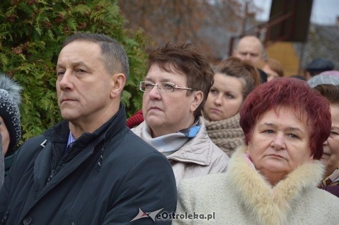 Uroczystości upamiętaniające Mirosława Karpińskiego - Goworowo [15.11.2015] - zdjęcie #25 - eOstroleka.pl