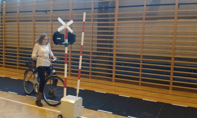 Mobilne miasteczko rowerowe w ostrołęckiej „dziesiątce” [16.11.2015] - zdjęcie #81 - eOstroleka.pl