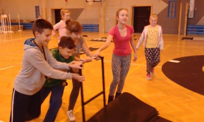 Mobilne miasteczko rowerowe w ostrołęckiej „dziesiątce” [16.11.2015] - zdjęcie #45 - eOstroleka.pl