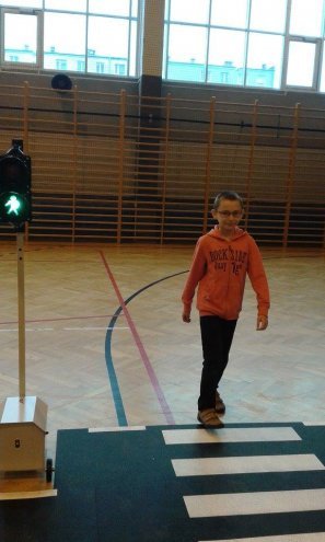 Mobilne miasteczko rowerowe w ostrołęckiej „dziesiątce” [16.11.2015] - zdjęcie #16 - eOstroleka.pl