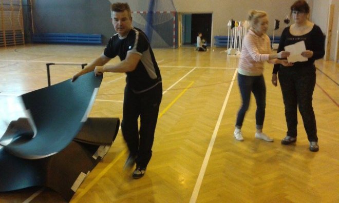 Mobilne miasteczko rowerowe w ostrołęckiej „dziesiątce” [16.11.2015] - zdjęcie #10 - eOstroleka.pl