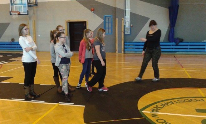 Mobilne miasteczko rowerowe w ostrołęckiej „dziesiątce” [16.11.2015] - zdjęcie #9 - eOstroleka.pl