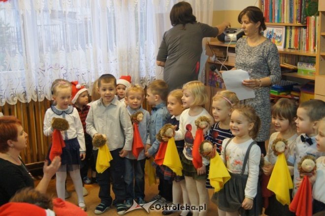 Pasowanie na przedszkolaka w Olszewie-Borkach [16.11.2015] - zdjęcie #6 - eOstroleka.pl