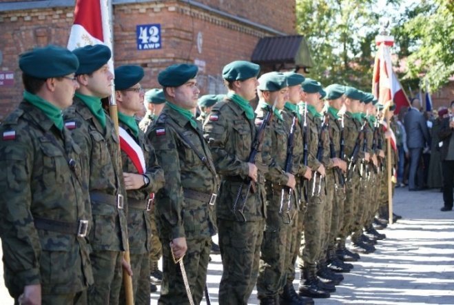 Święto 5 Pułku Ułanów Zasławskich w Ostrołęce (20.09.09) - zdjęcie #19 - eOstroleka.pl