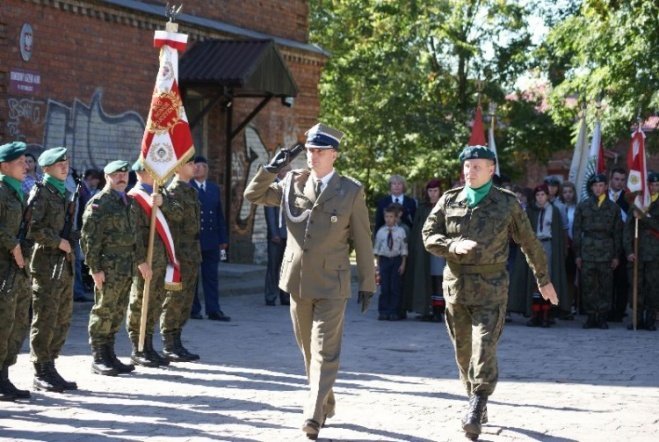 Święto 5 Pułku Ułanów Zasławskich w Ostrołęce (20.09.09) - zdjęcie #30 - eOstroleka.pl