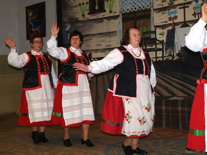 Jesienny Festiwal Kół Gospodyń Wiejskich z gminy Kadzidło [20.11.2015] - zdjęcie #2 - eOstroleka.pl