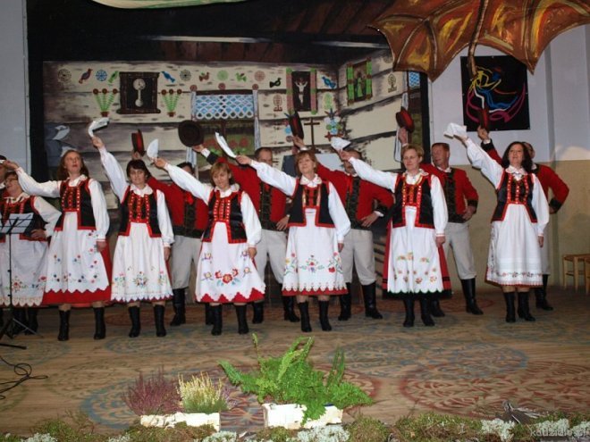 Jesienny Festiwal Kół Gospodyń Wiejskich z gminy Kadzidło [20.11.2015] - zdjęcie #140 - eOstroleka.pl