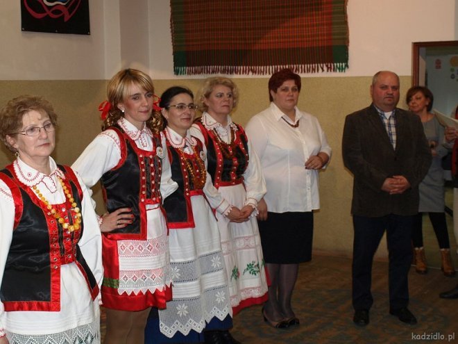 Jesienny Festiwal Kół Gospodyń Wiejskich z gminy Kadzidło [20.11.2015] - zdjęcie #102 - eOstroleka.pl