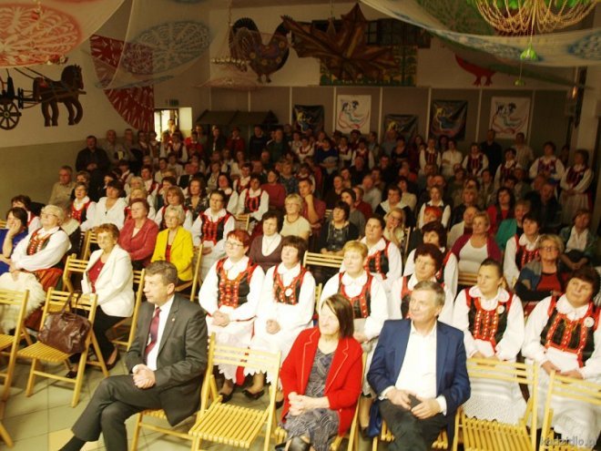 Jesienny Festiwal Kół Gospodyń Wiejskich z gminy Kadzidło [20.11.2015] - zdjęcie #109 - eOstroleka.pl