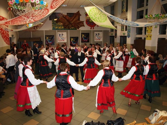 Jesienny Festiwal Kół Gospodyń Wiejskich z gminy Kadzidło [20.11.2015] - zdjęcie #148 - eOstroleka.pl