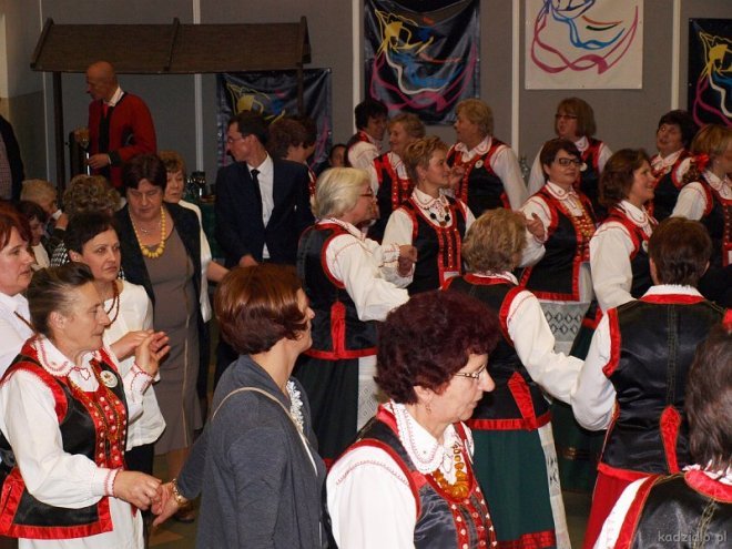 Jesienny Festiwal Kół Gospodyń Wiejskich z gminy Kadzidło [20.11.2015] - zdjęcie #149 - eOstroleka.pl