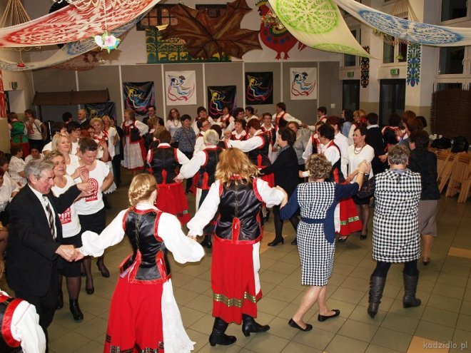 Jesienny Festiwal Kół Gospodyń Wiejskich z gminy Kadzidło [20.11.2015] - zdjęcie #155 - eOstroleka.pl