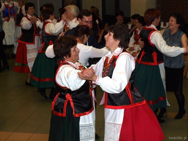 Jesienny Festiwal Kół Gospodyń Wiejskich z gminy Kadzidło [20.11.2015] - zdjęcie #157 - eOstroleka.pl