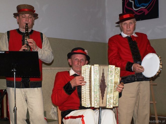 Jesienny Festiwal Kół Gospodyń Wiejskich z gminy Kadzidło [20.11.2015] - zdjęcie #113 - eOstroleka.pl