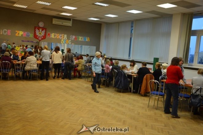 Warsztaty świąteczne w Klubie Lokator [22.11.2015] - zdjęcie #47 - eOstroleka.pl