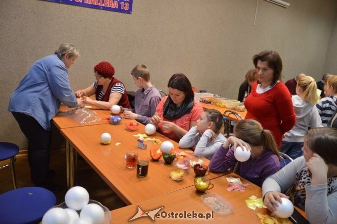 Warsztaty świąteczne w Klubie Lokator [22.11.2015] - zdjęcie #45 - eOstroleka.pl