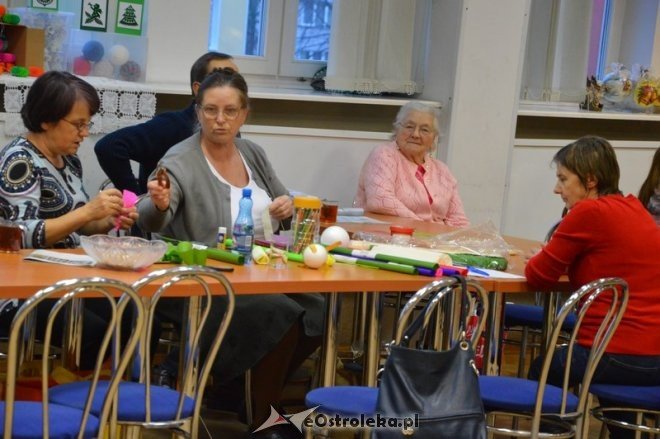 Warsztaty świąteczne w Klubie Lokator [22.11.2015] - zdjęcie #36 - eOstroleka.pl