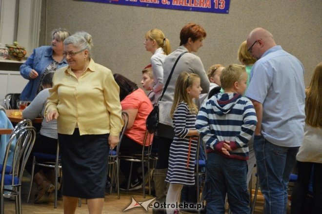 Warsztaty świąteczne w Klubie Lokator [22.11.2015] - zdjęcie #6 - eOstroleka.pl