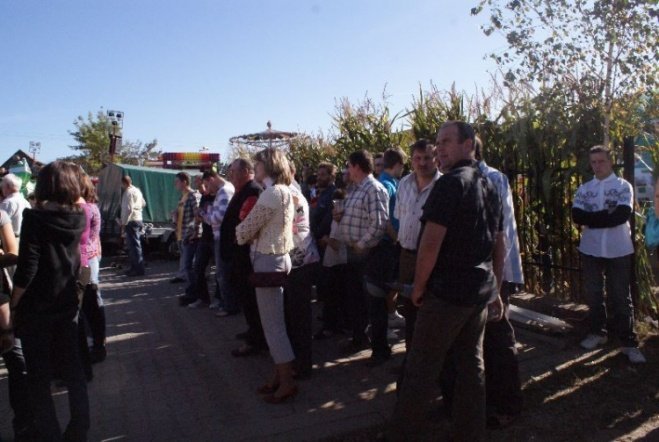 Święto Kukurydzy i Kurpiowskie Święto Mleka (20.09.09) - zdjęcie #8 - eOstroleka.pl