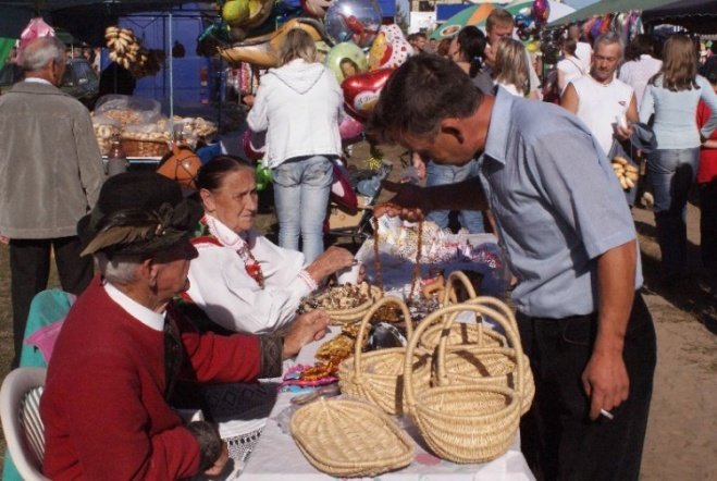 Święto Kukurydzy i Kurpiowskie Święto Mleka (20.09.09) - zdjęcie #4 - eOstroleka.pl