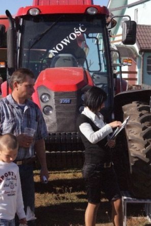 Święto Kukurydzy i Kurpiowskie Święto Mleka (20.09.09) - zdjęcie #58 - eOstroleka.pl