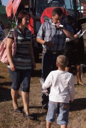 Święto Kukurydzy i Kurpiowskie Święto Mleka (20.09.09) - zdjęcie #57 - eOstroleka.pl