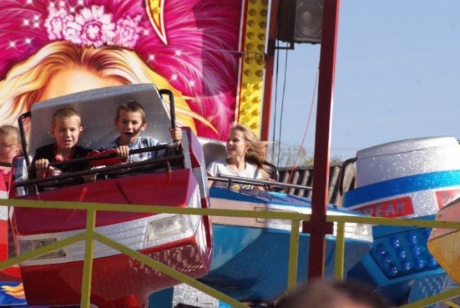 Święto Kukurydzy i Kurpiowskie Święto Mleka (20.09.09) - zdjęcie #46 - eOstroleka.pl