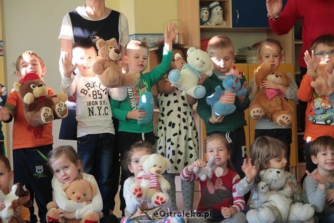 Dzień Pluszowego Misia w miejskiej „siedemnastce” [25.1.2015] - zdjęcie #3 - eOstroleka.pl