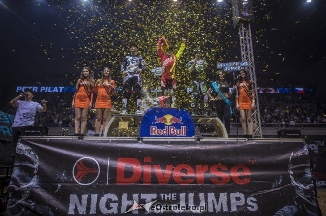 Mistrzostwa Świata Diverse NIGHT of the JUMPs - zdjęcie #9 - eOstroleka.pl