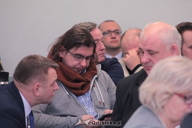 XVIII sesja Rady Miasta w Ostrołęce [26.11.2015] - zdjęcie #46 - eOstroleka.pl