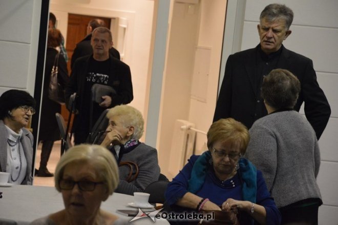 Piotr Smoliński w Muzeum Kultury Kurpiowskiej [28.11.2015] - zdjęcie #17 - eOstroleka.pl