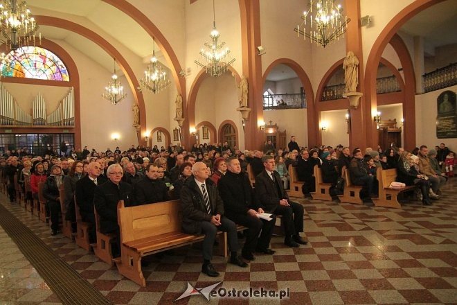 Ostrołęczanie uczcili pamięć zmarłych samorządowców [29.11.2015] - zdjęcie #7 - eOstroleka.pl