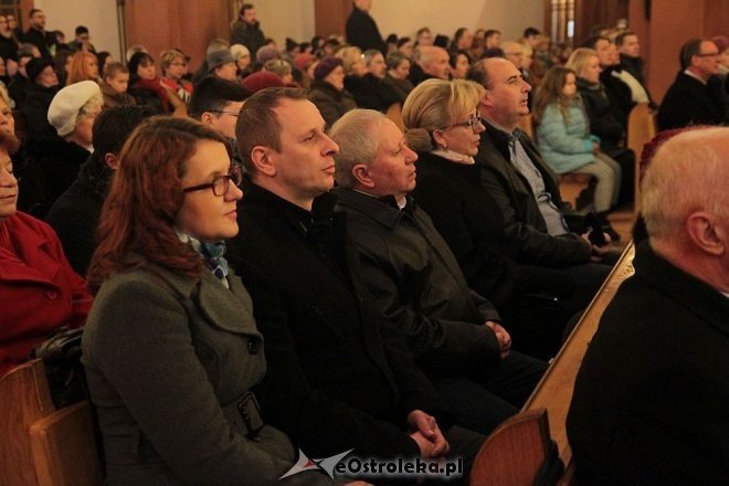 Ostrołęczanie uczcili pamięć zmarłych samorządowców [29.11.2015] - zdjęcie #13 - eOstroleka.pl
