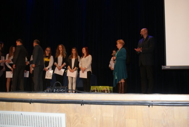 Gala Wolontariatu z Miejskim Ośrodkiem Pomocy Rodzinie [01.12.2015] - zdjęcie #42 - eOstroleka.pl