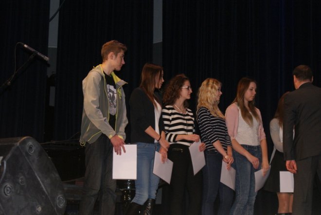 Gala Wolontariatu z Miejskim Ośrodkiem Pomocy Rodzinie [01.12.2015] - zdjęcie #38 - eOstroleka.pl
