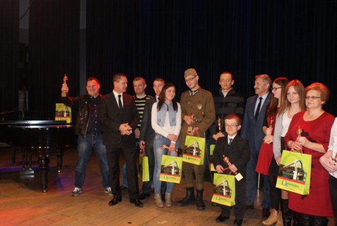 Gala Wolontariatu z Miejskim Ośrodkiem Pomocy Rodzinie [01.12.2015] - zdjęcie #3 - eOstroleka.pl