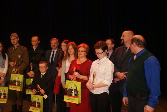 Gala Wolontariatu z Miejskim Ośrodkiem Pomocy Rodzinie [01.12.2015] - zdjęcie #2 - eOstroleka.pl