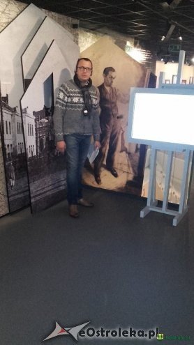 Gimnazjaliści z Kadzidła i Chudka w Muzeum Historii Żydów Polskich [01.12.2015] - zdjęcie #28 - eOstroleka.pl