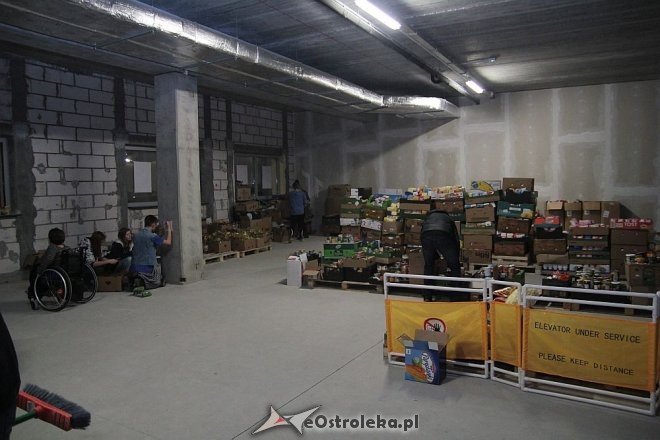 Za nami drugi dzień Świątecznej Zbiórki Żywności: Mamy już niemal 8,5 tony [05.12.2015] - zdjęcie #23 - eOstroleka.pl