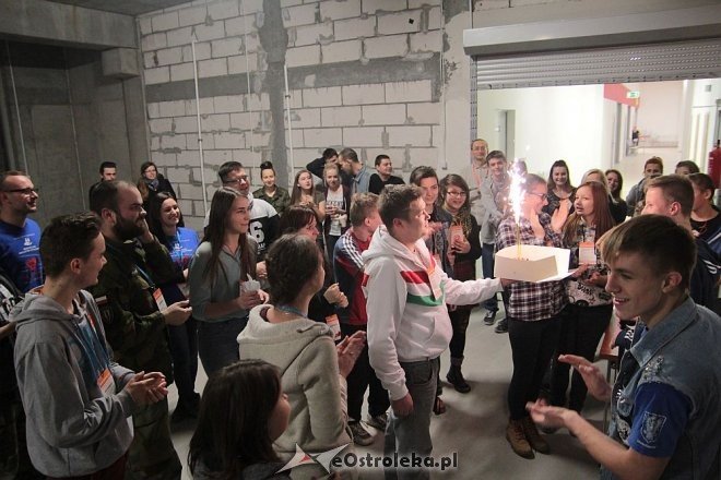 Za nami drugi dzień Świątecznej Zbiórki Żywności: Mamy już niemal 8,5 tony [05.12.2015] - zdjęcie #7 - eOstroleka.pl