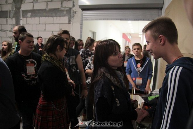 Za nami drugi dzień Świątecznej Zbiórki Żywności: Mamy już niemal 8,5 tony [05.12.2015] - zdjęcie #4 - eOstroleka.pl